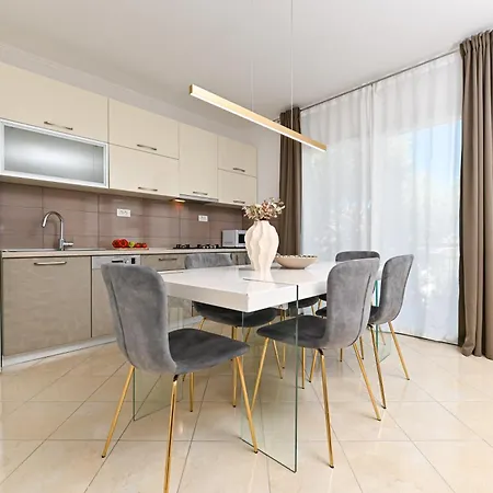 Ines With Pool By The