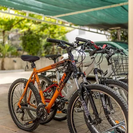 Ines With Pool By The * Trogir
