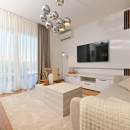 Holiday home Ines With Pool By The *