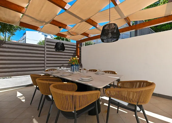 Ines With Pool By The Trogir