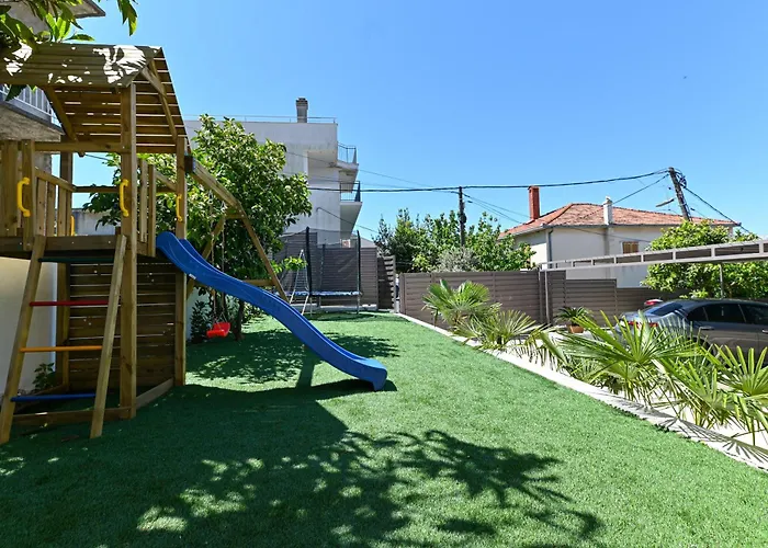 Ines With Pool By The