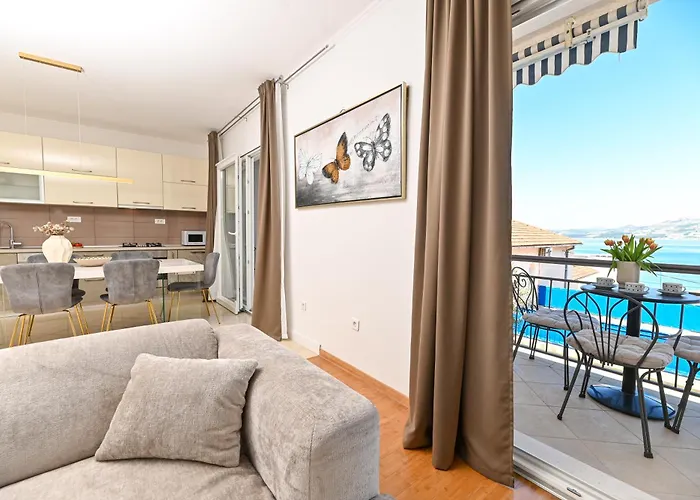 Ines With Pool By The Trogir